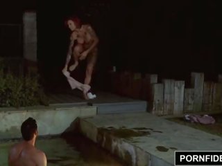 Pornfidelity anna bell peaks njëpasnjëshëm poolside