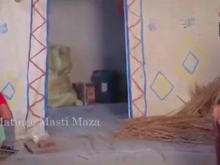 Bhaiya ne bhabhi ki blause utaar kae gand maari February 2017